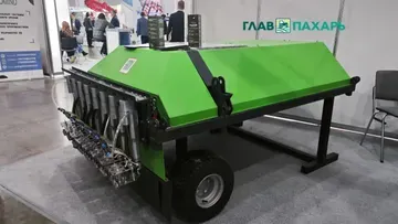 На АГРАВИЯ 2026 презентовали новый российский агроробот с ИИ для прополки и опрыскивания